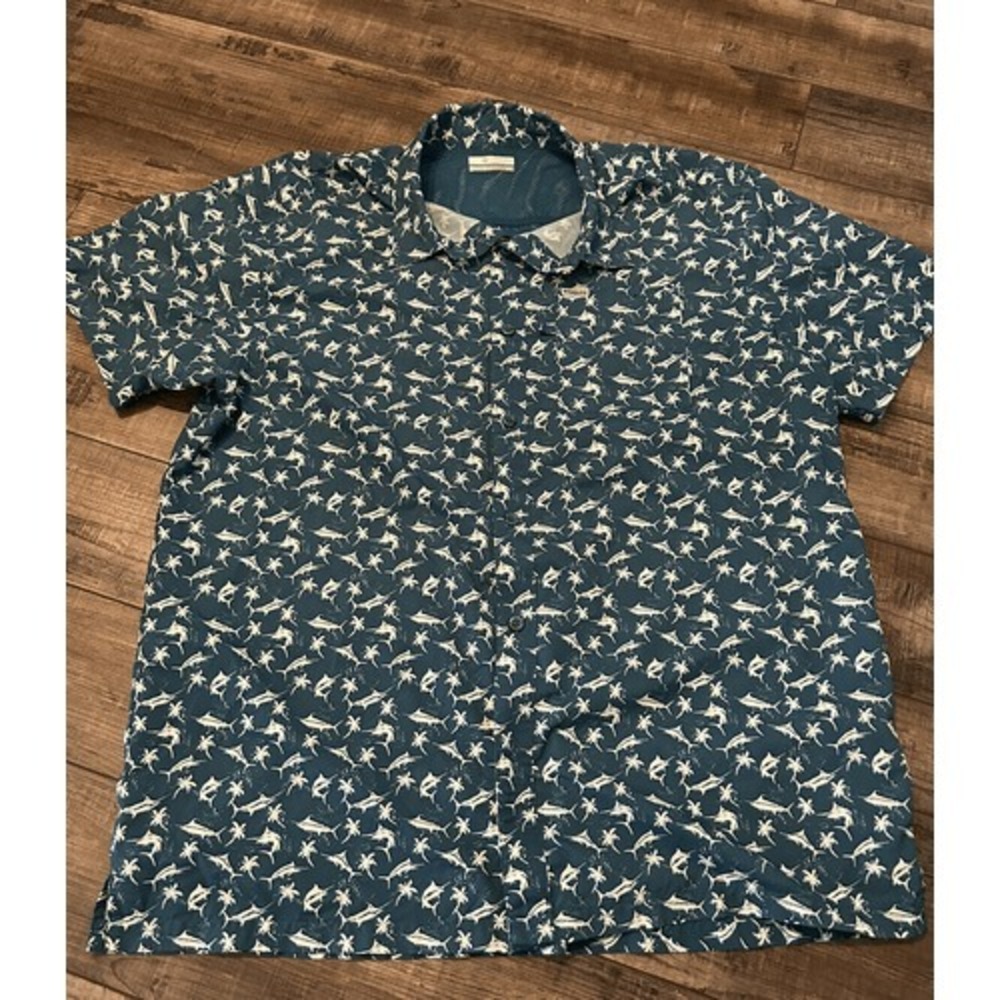 COLUMBIA Swordfish Men Blue Button Front Short Sleeve Vented Fishing Shirt L
